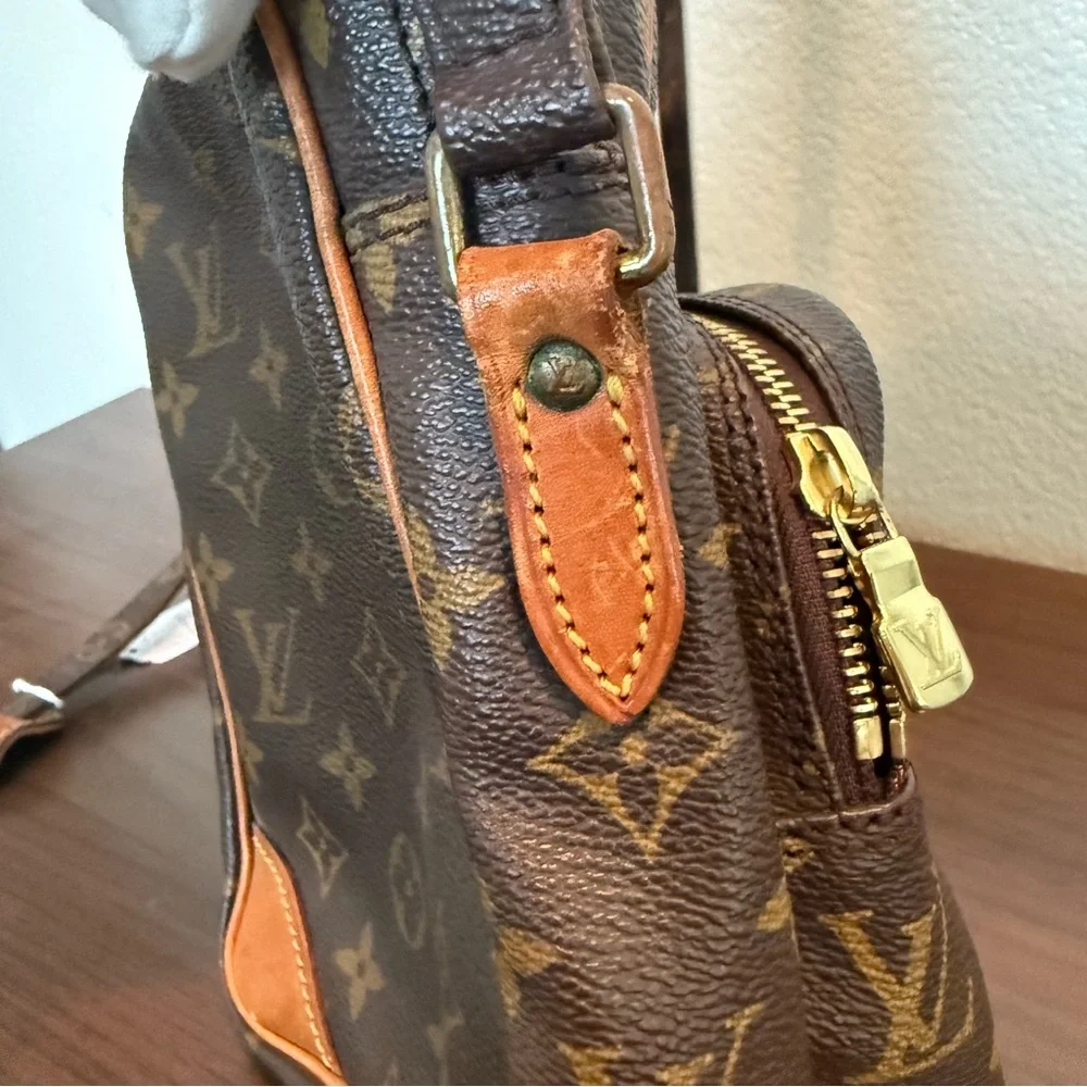 Vintage Louis Vuitton Amazon 100% Authentic‎